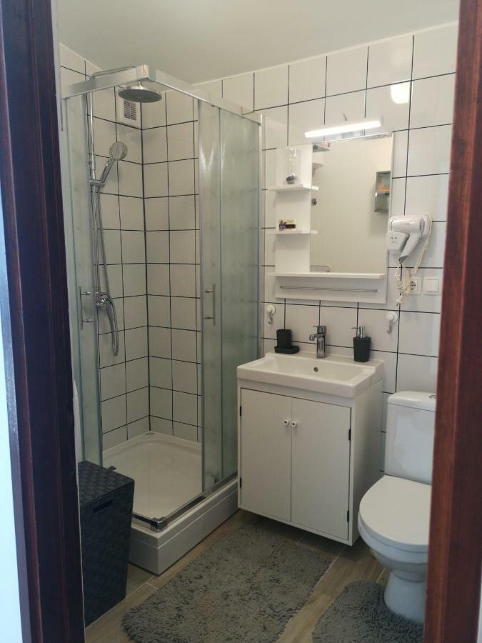 Apartman Studio Kod Ujevica 巴什卡沃达 外观 照片
