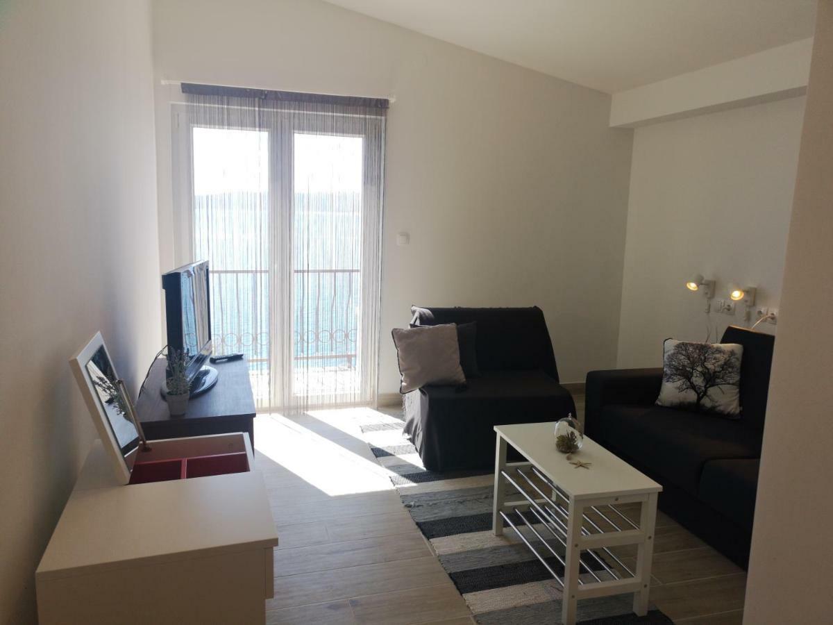 Apartman Studio Kod Ujevica 巴什卡沃达 外观 照片